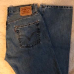 Mens Levi’s 501 33x34 Button Fly Jeans